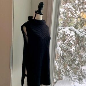 Wilfred Aritzia vest sweater like new black small